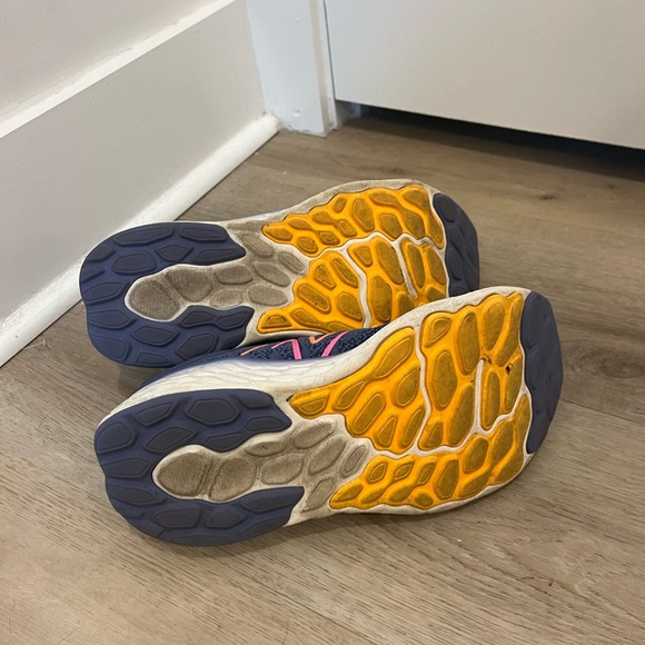 New balance fresh foam running sneakers - Picture 5 of 5